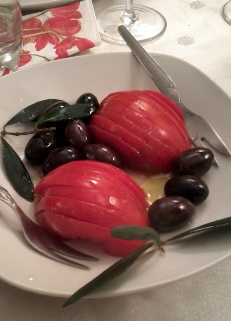 tomate con olivas